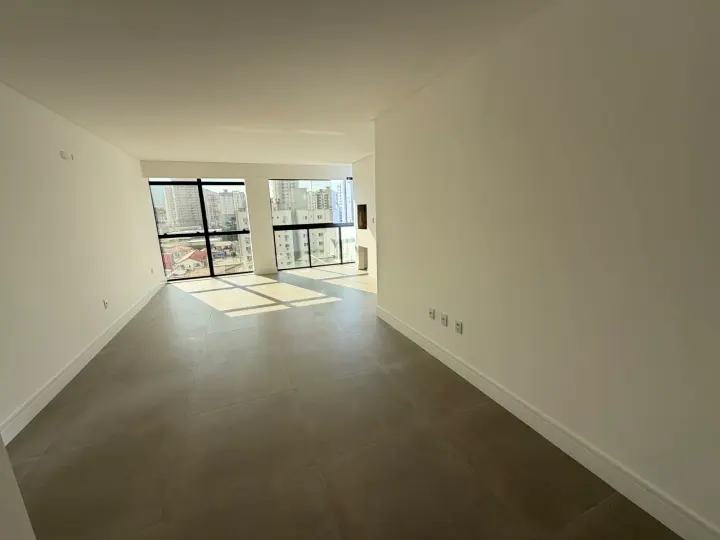 Edifício Dom Mateus · Apartamento 701