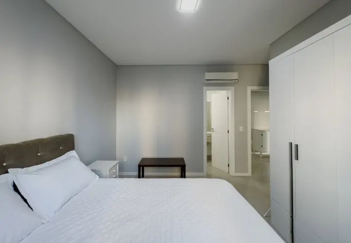 Império das Ondas · Apartamento 301