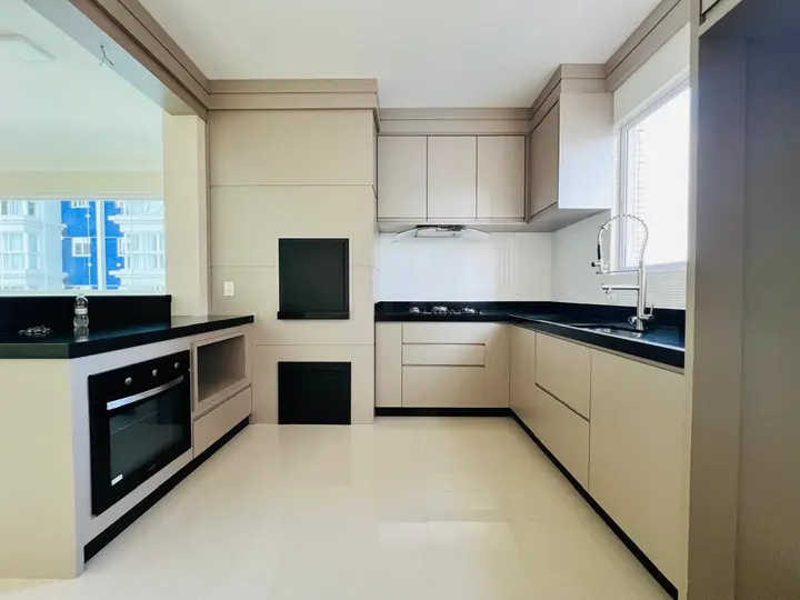 Rovere Della Luna · Apartamento 902